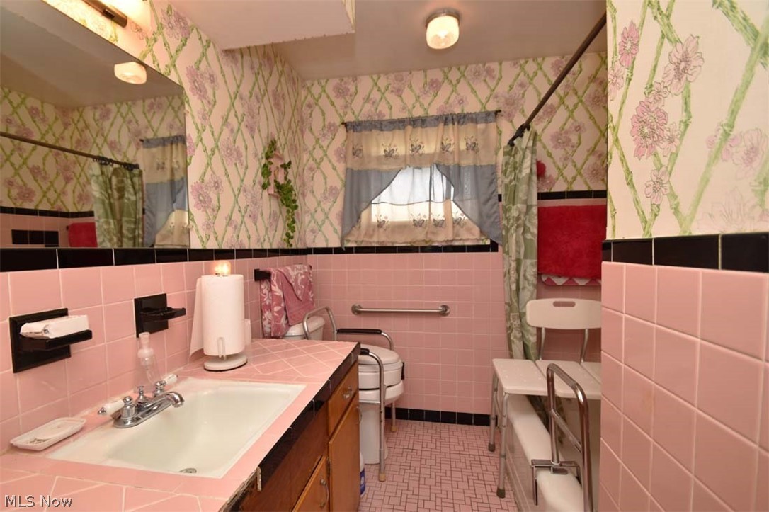 Alameda Pkwy - Residential