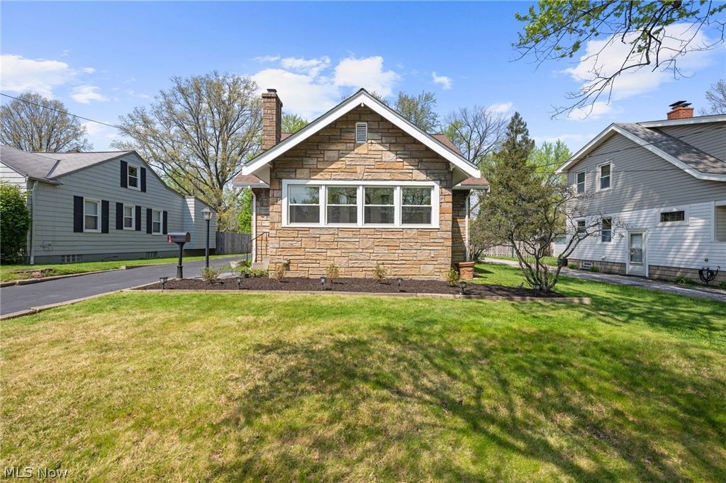 Photo of 4521 Telhurst Road, South Euclid, OH 44121 (MLS # 5203554)
