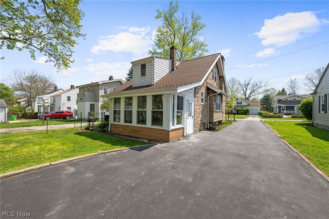 Walter H Telling Green Road Su - Residential