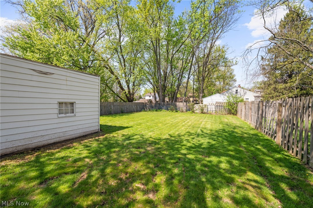 Walter H Telling Green Road Su - Residential