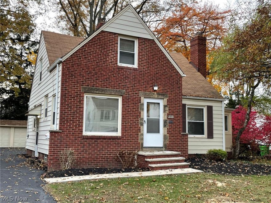 Beautifully upgraded 3 bed/ 2 full bath with second full bath on up level with 2 bedrooms. Upgrades are all new paint, plank flooring in kitchen, new carpeting and finished half basement with bar area. Kitchen includes granite counters with new stainless-steel appliances. Property has central AC. Two car garage, fenced in back yard and sites on a quiet street with walkable access to park system.

 Come one come all as it won't last.
