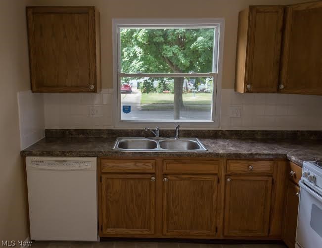 Theh Brewster Arlington - Residential