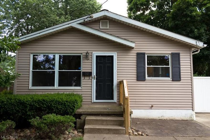 Welcome to 747 Minota Avenue!  This updated ranch in Akron is spotless and move in ready. The home features 3 bedrooms, 1 and a half baths, and a full basement that you can make your own! A new deck sits off of the back of the home leading to the fenced in backyard. Updates include the hot water tank, roof, AC, carpet, paint and plumbing.