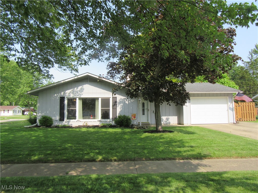 771 Trotter Lane, Berea, Ohio image 1