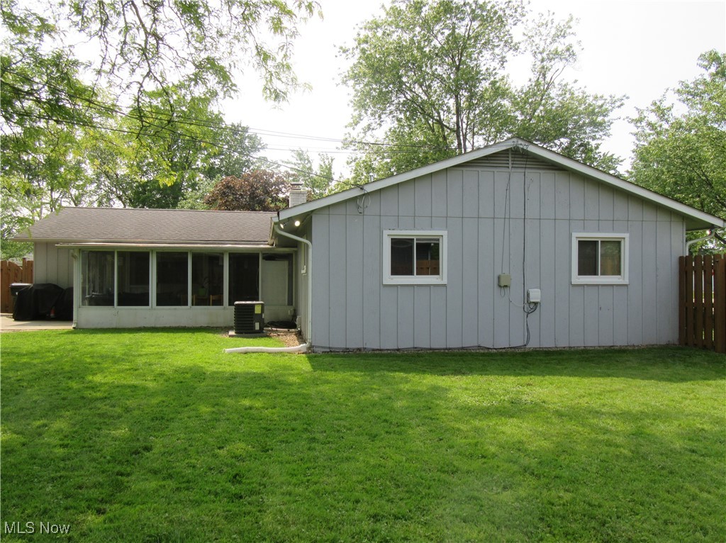 771 Trotter Lane, Berea, Ohio image 24