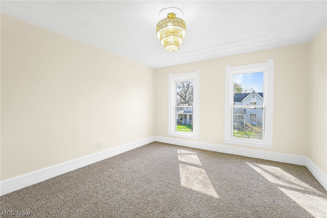 Selah Chamberlain Tes Allotme - Residential