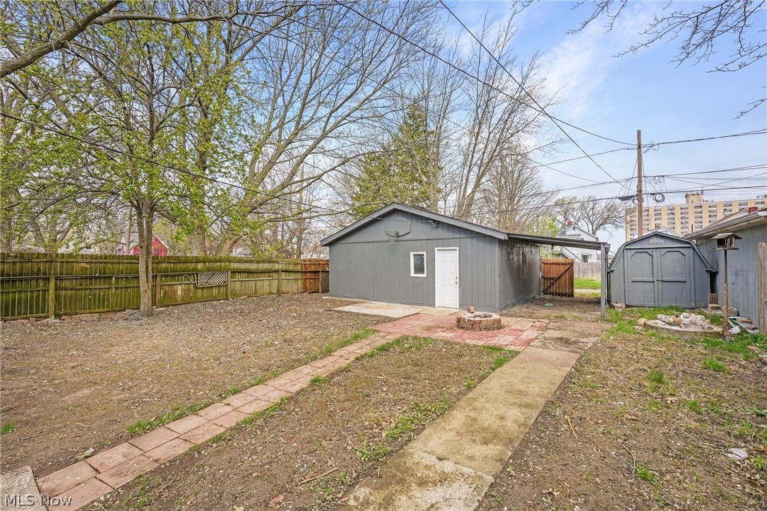 Selah Chamberlain Tes Allotme - Residential