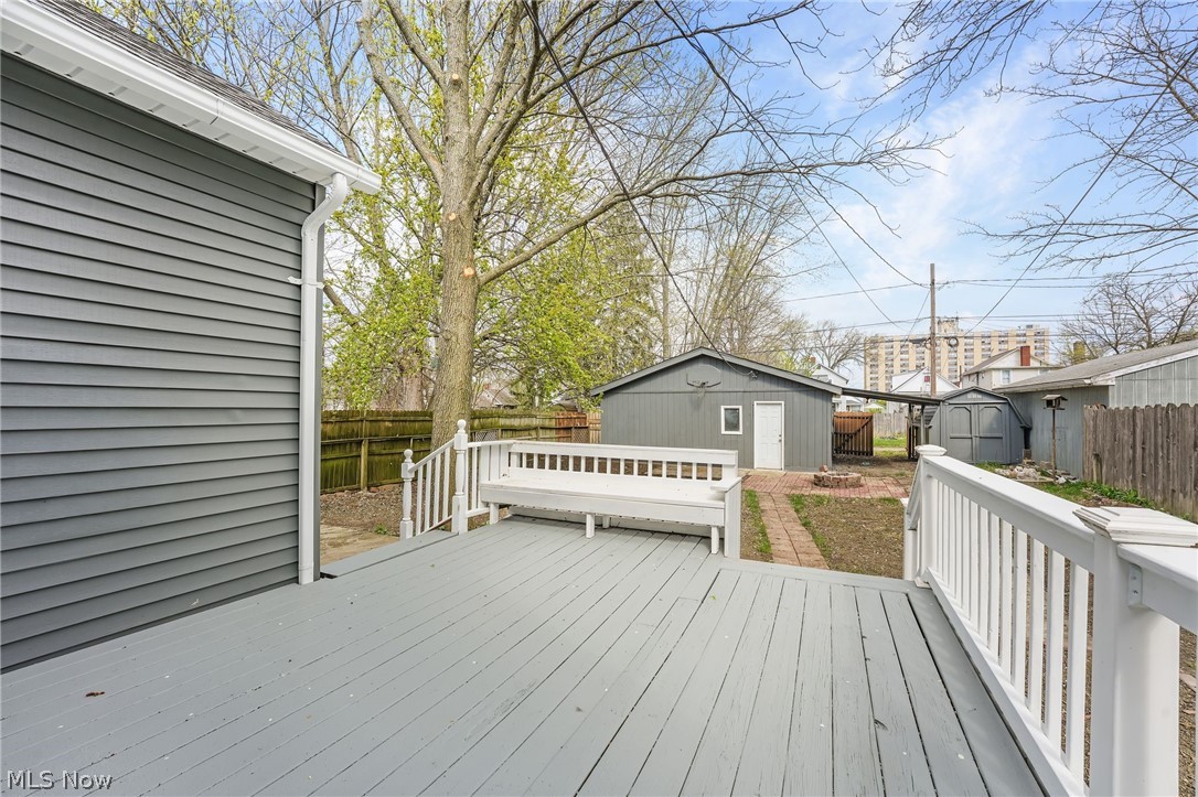 Selah Chamberlain Tes Allotme - Residential