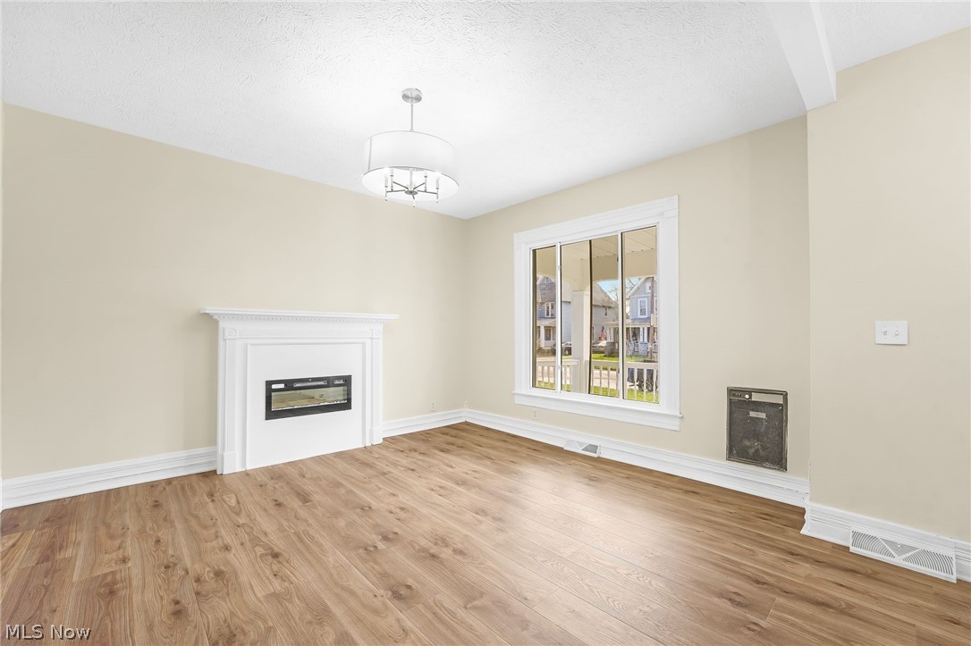 Selah Chamberlain Tes Allotme - Residential