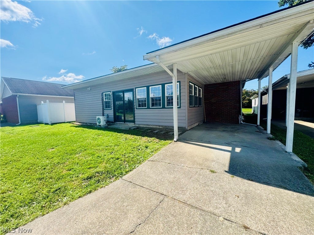 521 25th Street - Photo 3