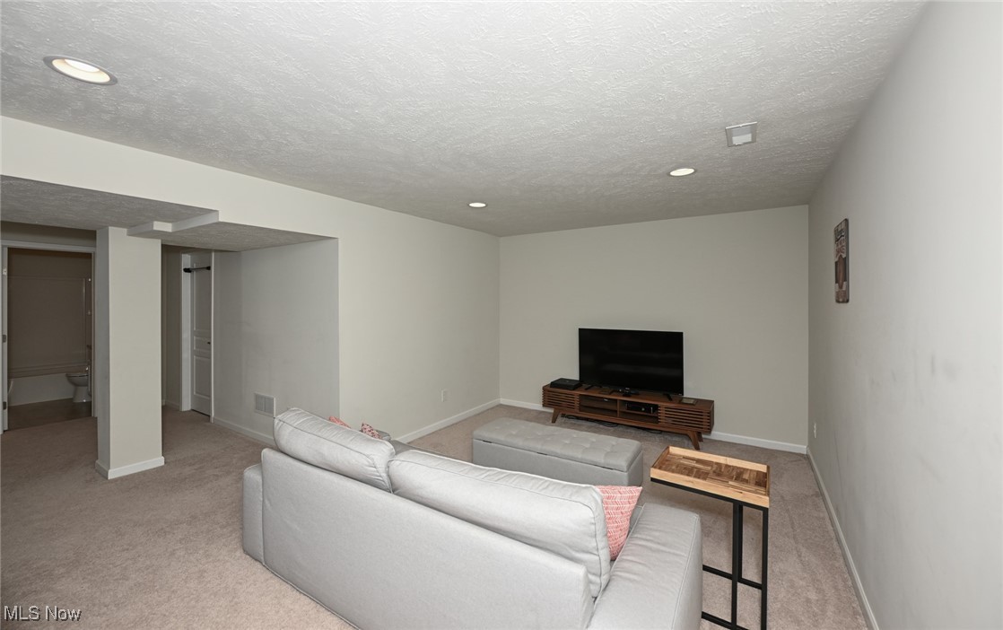 Hidden Lakes PUD Sub Ph 3b - Residential Lease