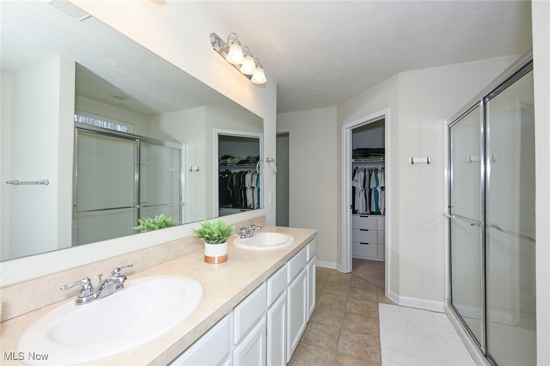 Hidden Lakes PUD Sub Ph 3b - Residential Lease