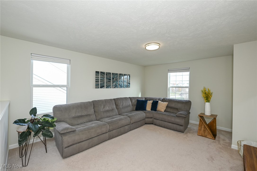 Hidden Lakes PUD Sub Ph 3b - Residential Lease