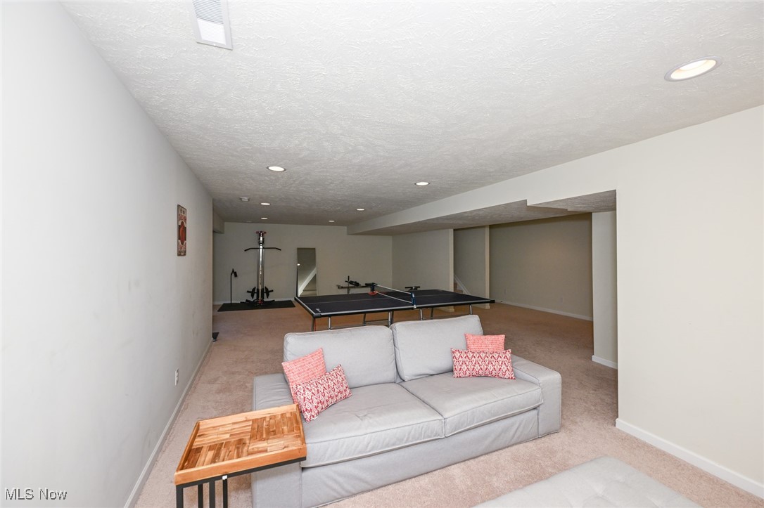 Hidden Lakes PUD Sub Ph 3b - Residential Lease