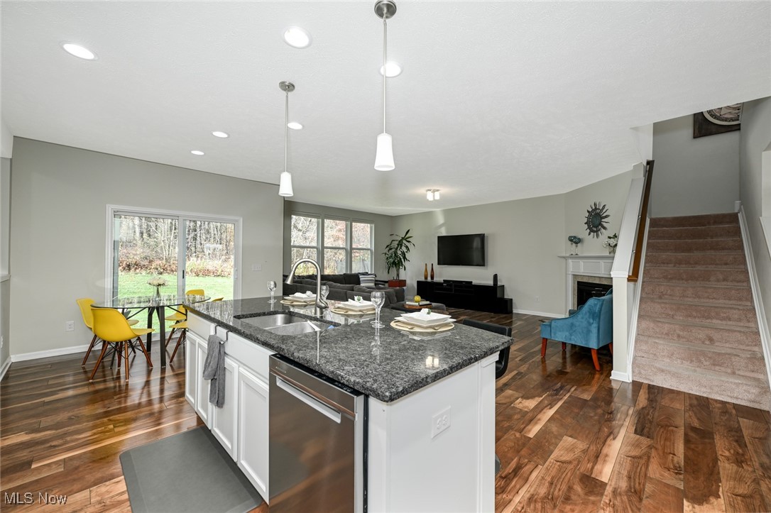 Hidden Lakes PUD Sub Ph 3b - Residential Lease