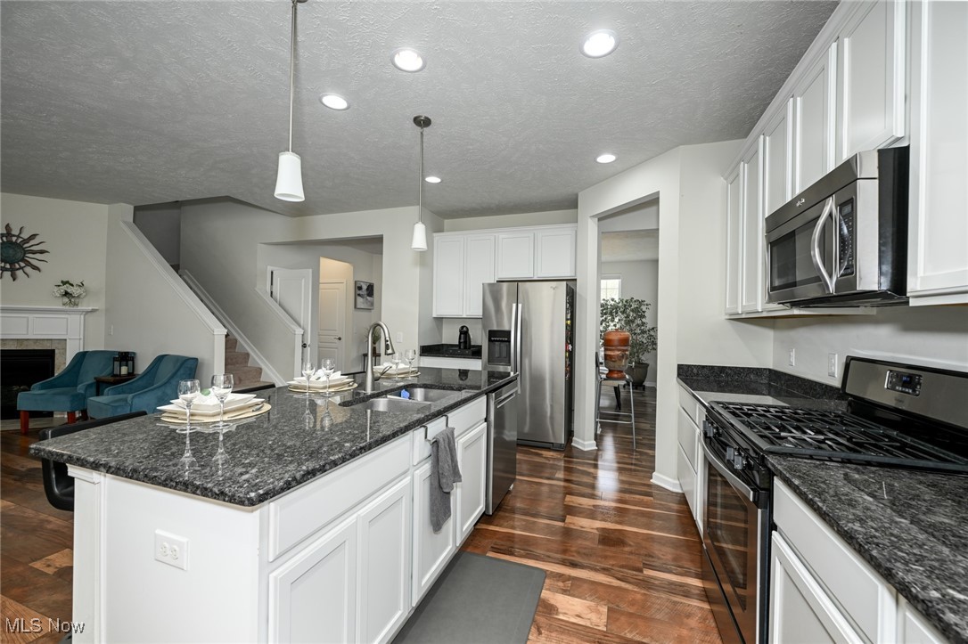 Hidden Lakes PUD Sub Ph 3b - Residential Lease