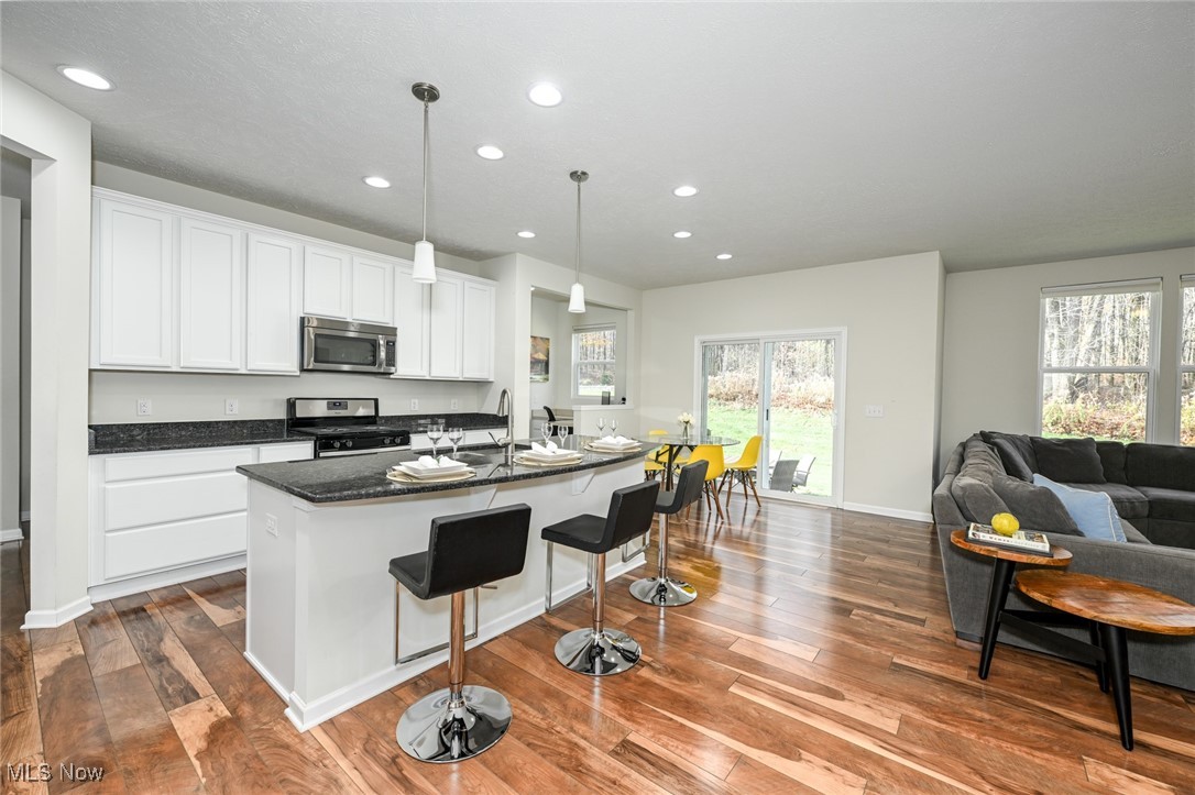 Hidden Lakes PUD Sub Ph 3b - Residential Lease