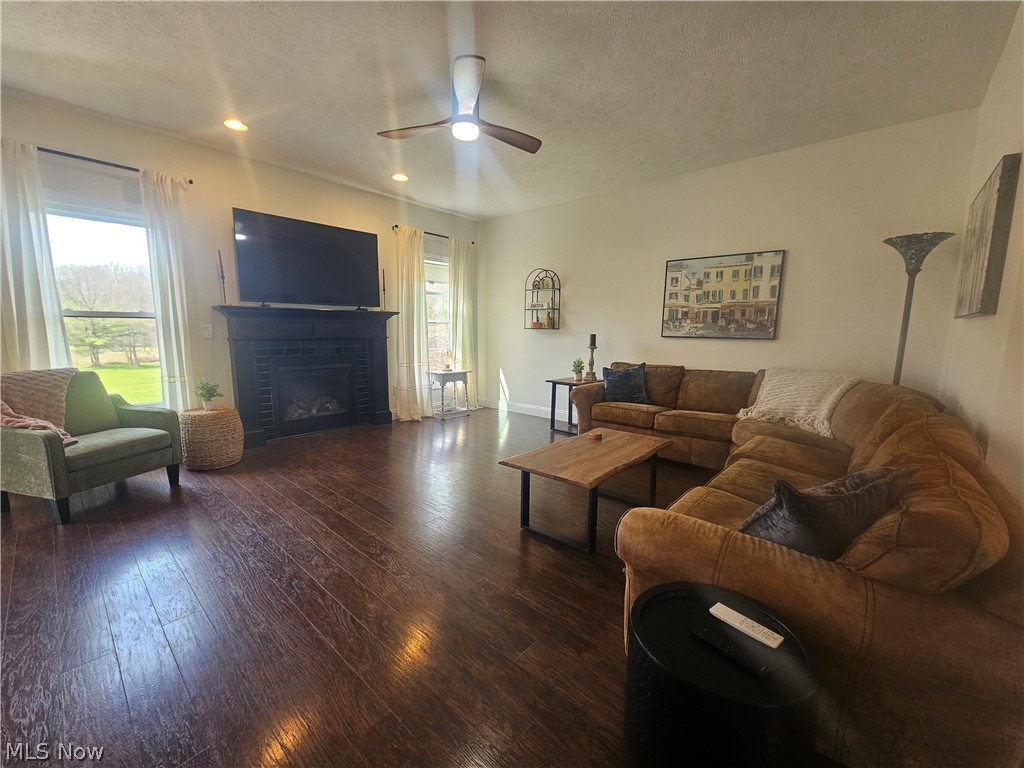 Mentor Ridge Farms - Residential