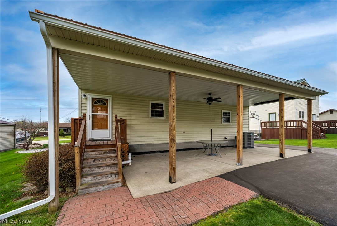 Caparanis - Residential