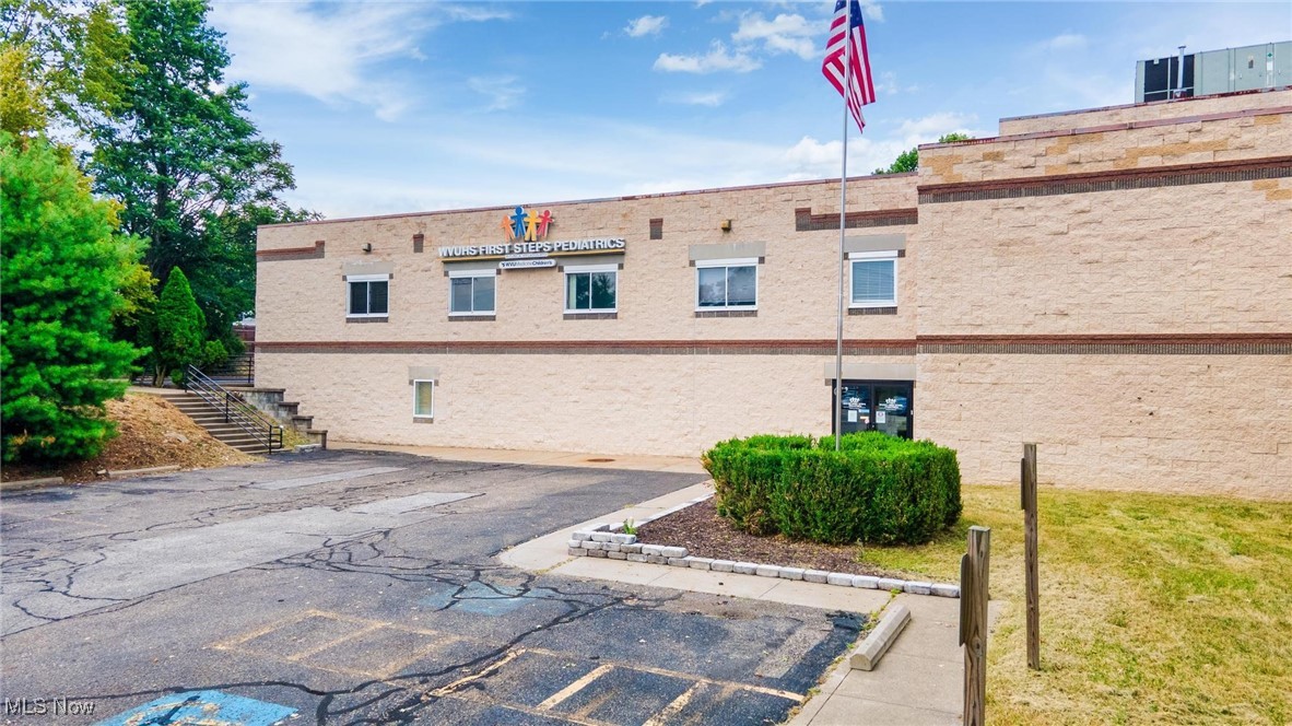 3045 Pennsylvania Avenue