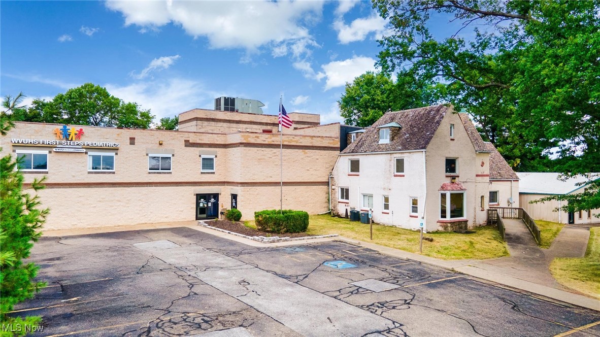 3045 Pennsylvania Avenue