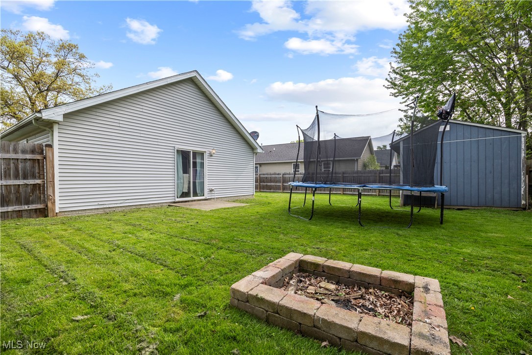 41663 Rosewood Street, Elyria, Ohio image 24