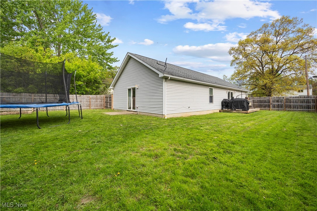 41663 Rosewood Street, Elyria, Ohio image 22