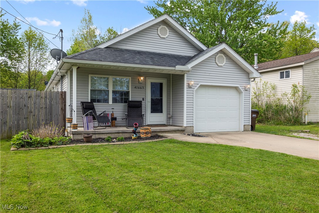 41663 Rosewood Street, Elyria, Ohio image 27