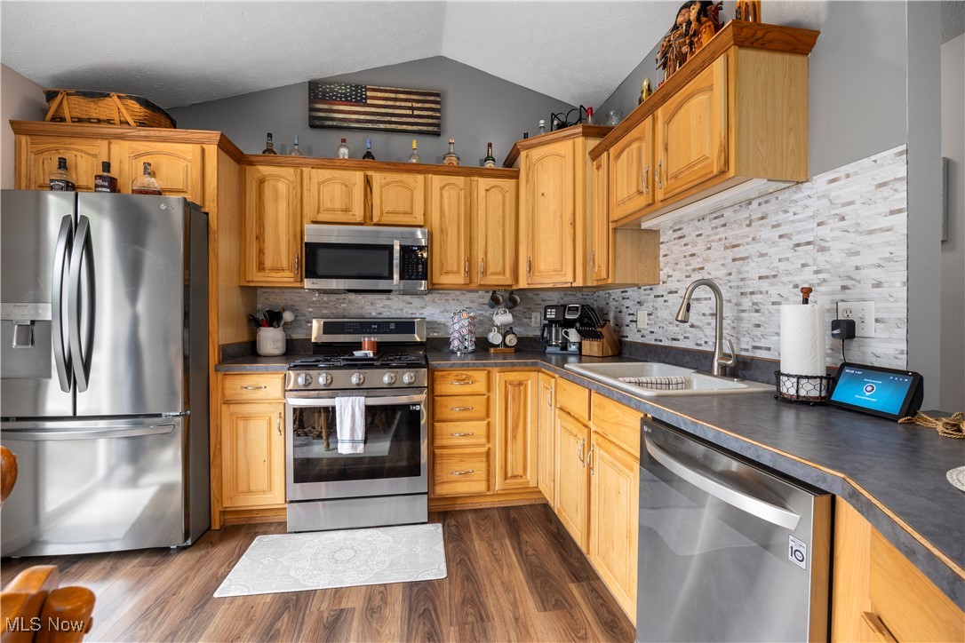 41663 Rosewood Street, Elyria, Ohio image 3