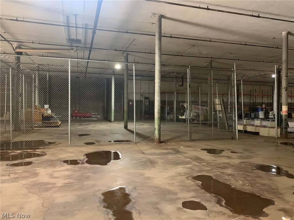 Cottage Grove - Commercial Sale
