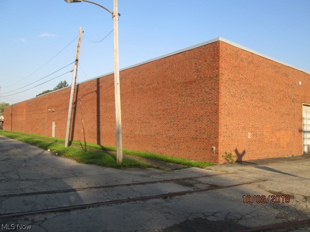 Cottage Grove - Commercial Sale