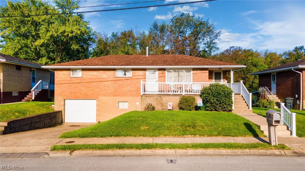605 TITUS ST Extension