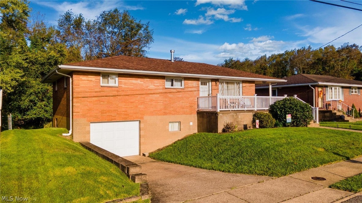 605 TITUS ST Extension