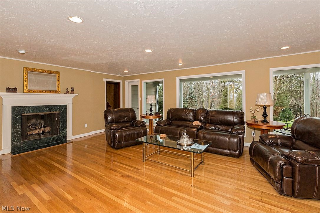 Mayfield 01 - Residential