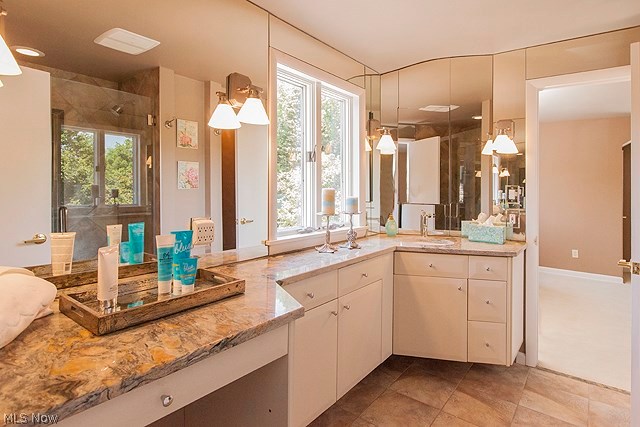 Mayfield 01 - Residential