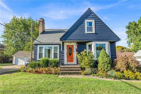 15861 Glenridge Avenue, Middleburg Heights, OH 44130 - #: 5162969