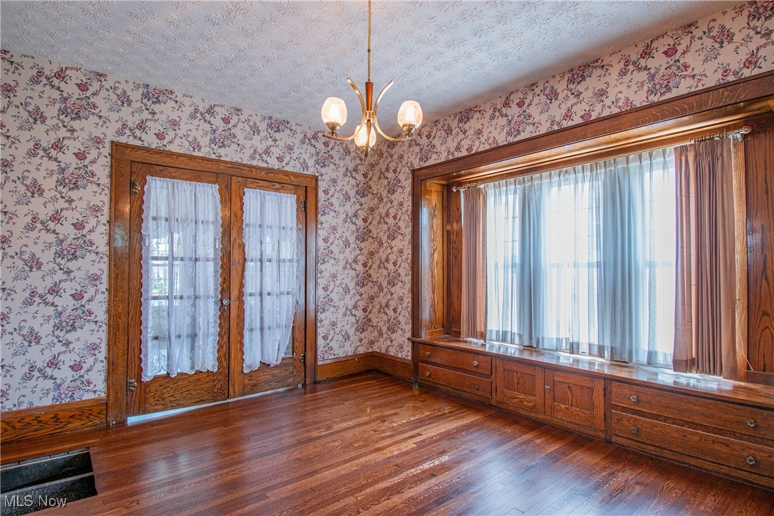 Colonial Heights - Residential