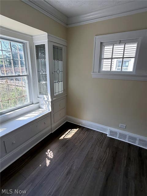 Tiny photo for 932 Vineshire Road, Cleveland Heights, OH 44121 (MLS # 5239634)