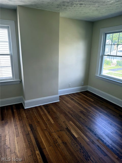 Tiny photo for 932 Vineshire Road, Cleveland Heights, OH 44121 (MLS # 5239634)