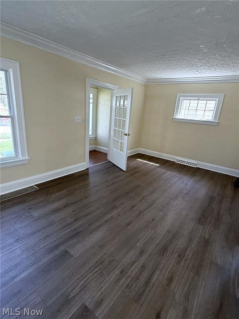 Tiny photo for 932 Vineshire Road, Cleveland Heights, OH 44121 (MLS # 5239634)