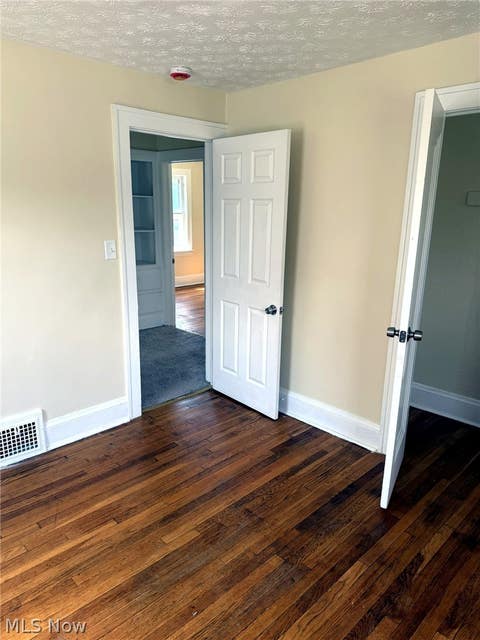 Tiny photo for 932 Vineshire Road, Cleveland Heights, OH 44121 (MLS # 5239634)