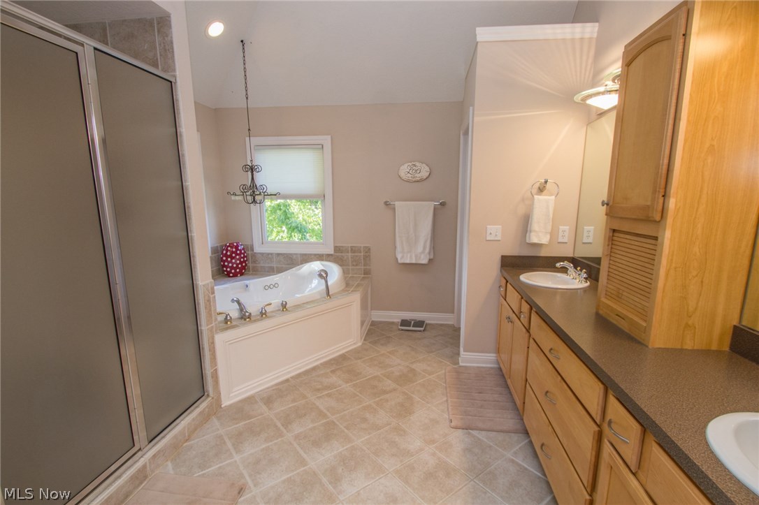 Red Tail 01 - Residential