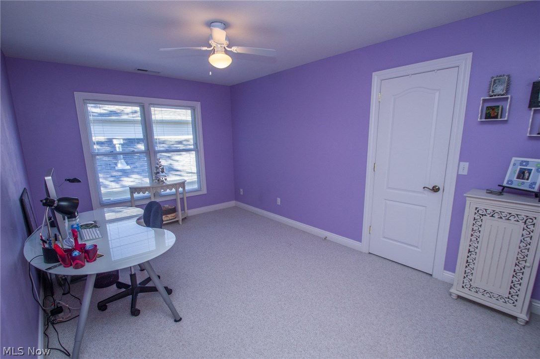 Red Tail 01 - Residential