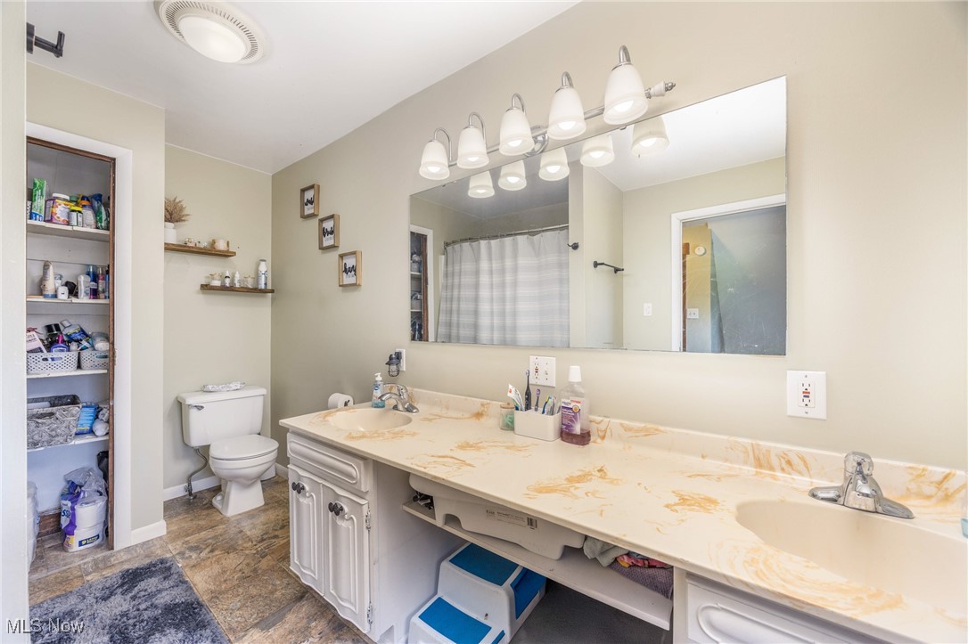 42 Colegate Drive, Marietta, Ohio image 20