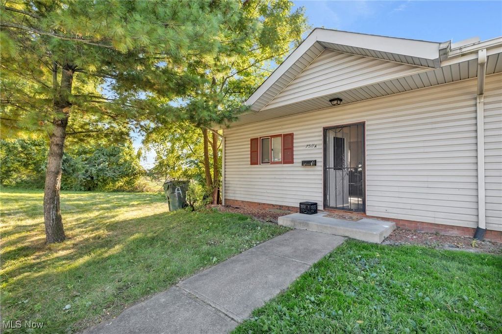 Photo of 7511 Jeffries Avenue, Garfield Heights, OH 44105 (MLS # 5184304)