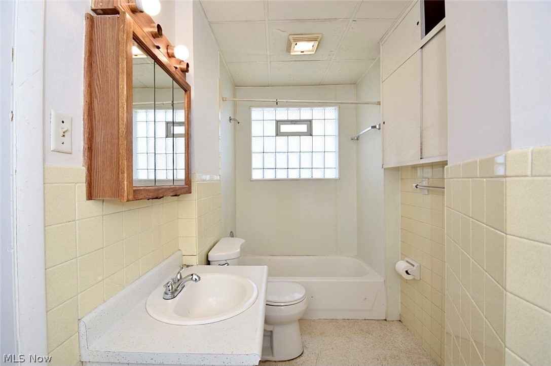 North Hill - Residential Income