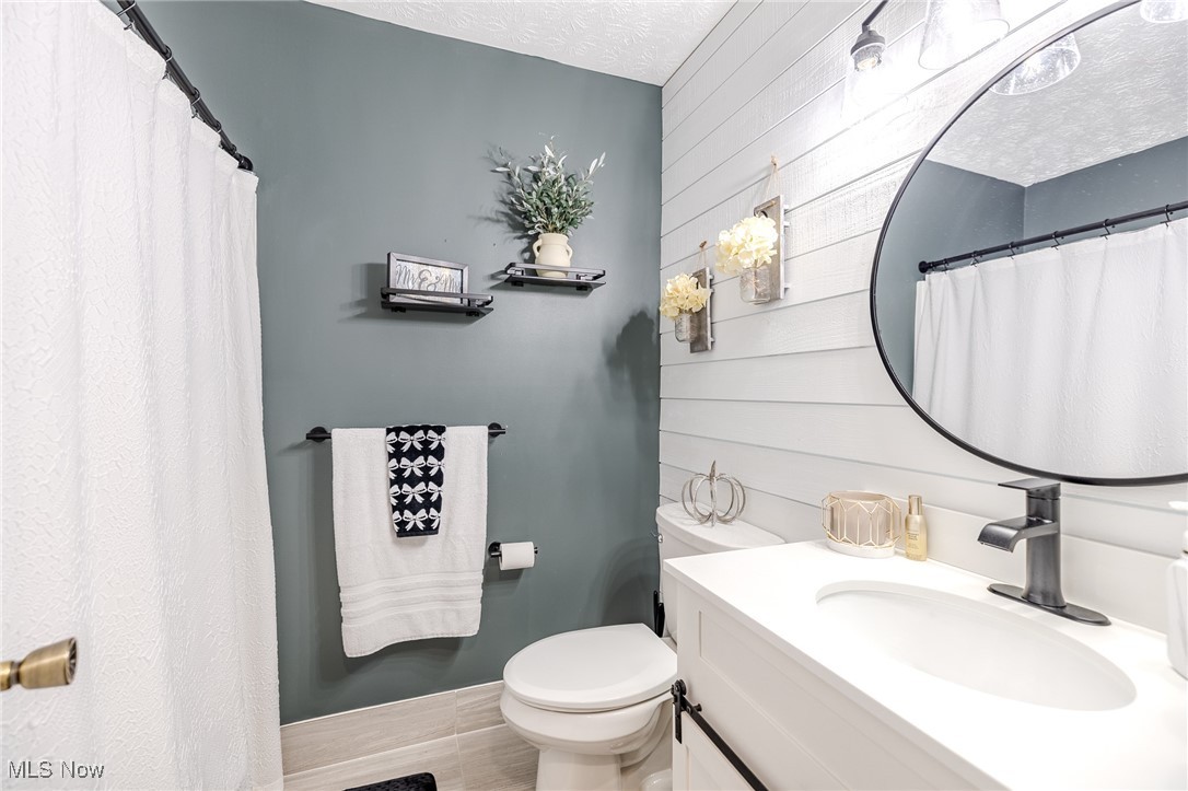 Villas At Mentor On The Lake Condo - Residential