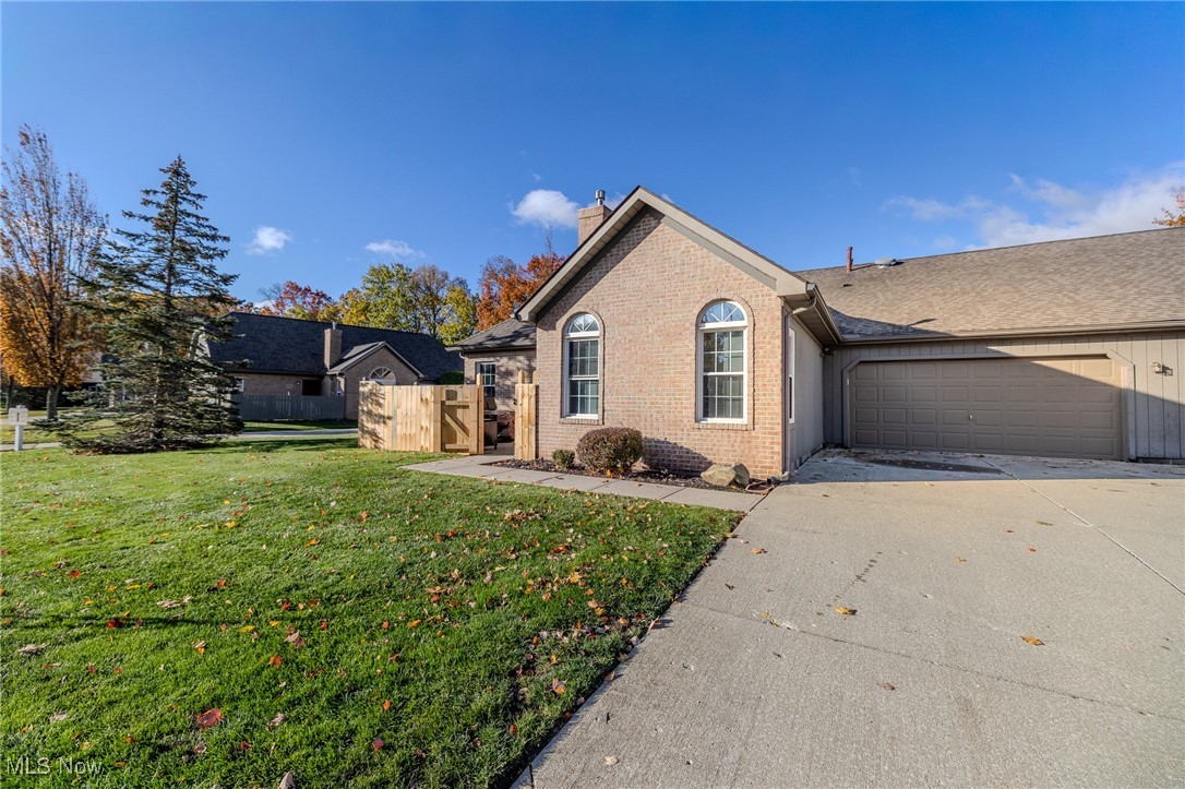 Villas At Mentor On The Lake Condo - Residential