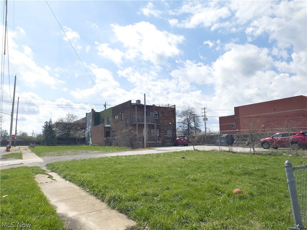 Kinsman Heights - Commercial Sale