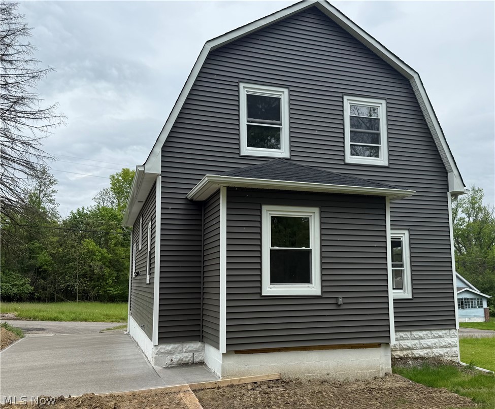 418 W Glenaven Avenue